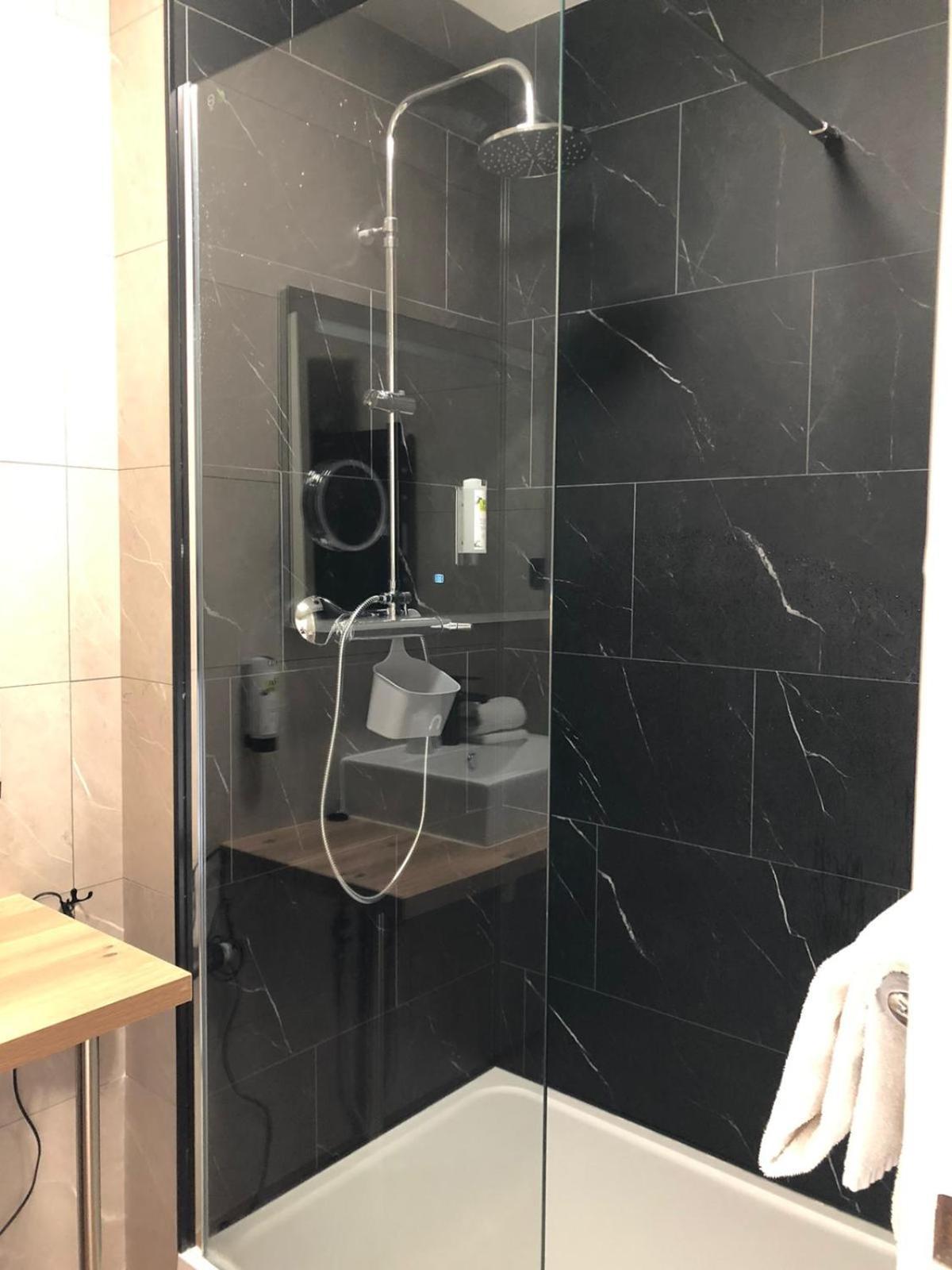 Logis Hotel Majestic Chatelaillon Plage - La Rochelle ห้อง รูปภาพ