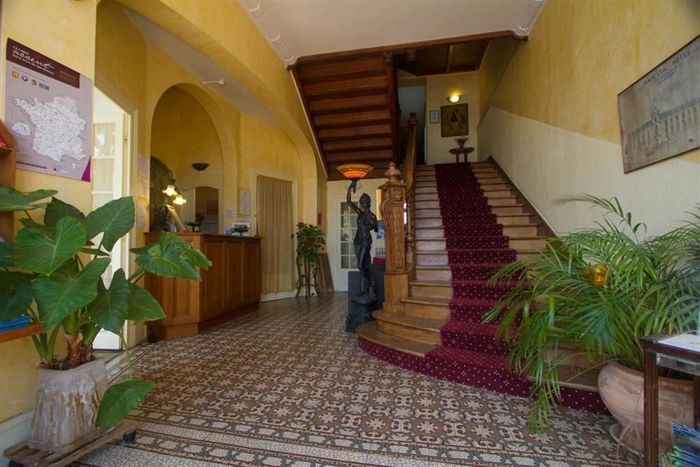 Logis Hotel Majestic Chatelaillon Plage - La Rochelle ภายนอก รูปภาพ