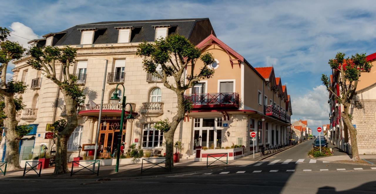 Logis Hotel Majestic Chatelaillon Plage - La Rochelle ภายนอก รูปภาพ